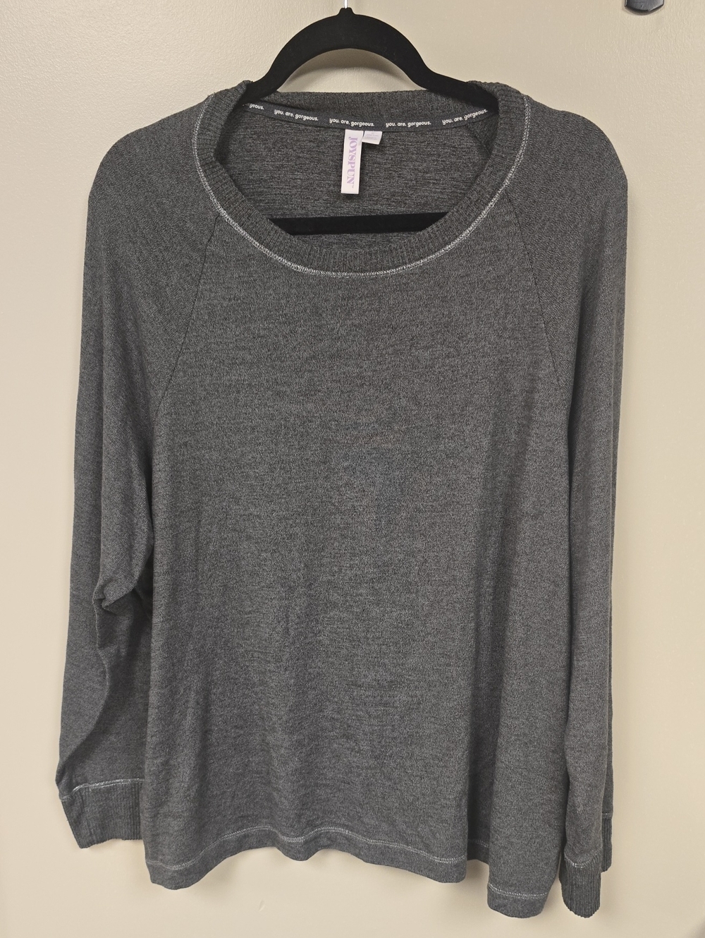Joyspun Gray Scoop Neck Long-Sleeve Knit Light Sweater